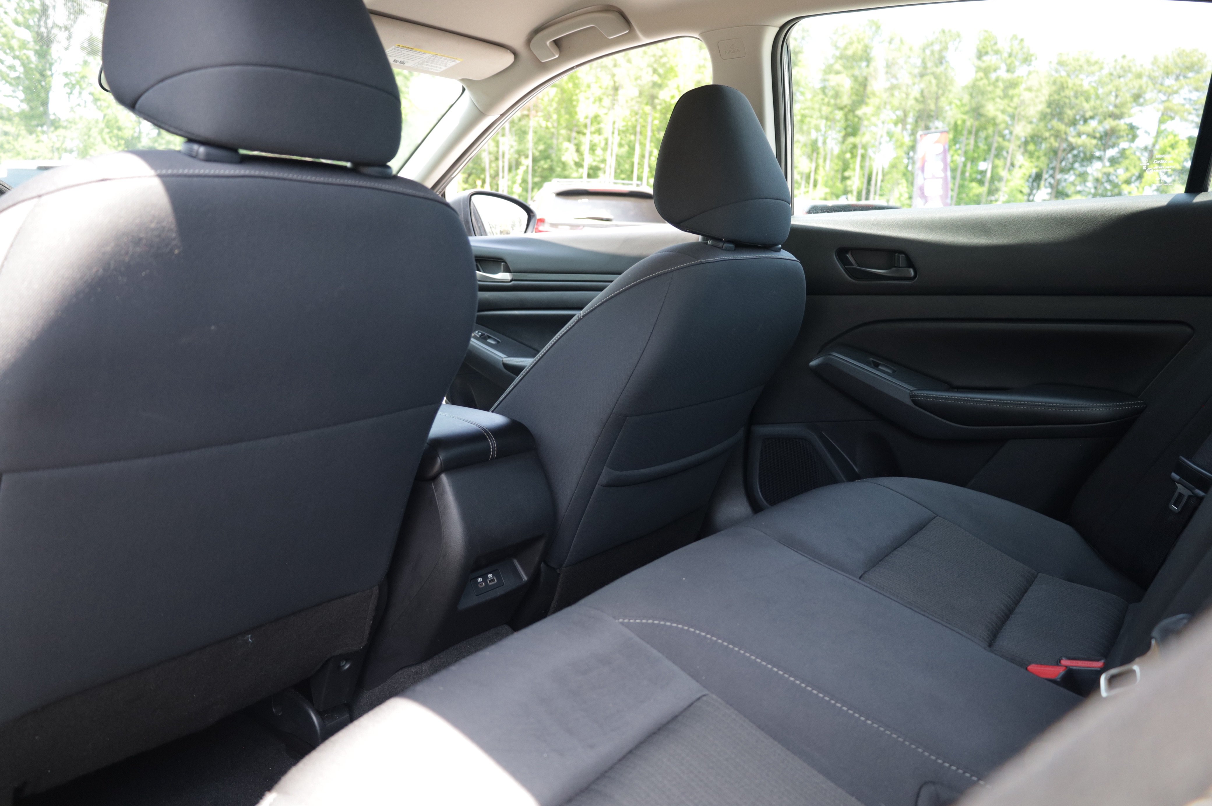 Used 2024 Nissan Altima 2.5 SV FWD image 13