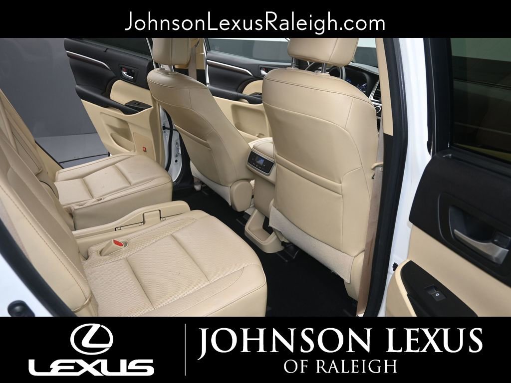 Used 2016 Toyota Highlander Limited image 13