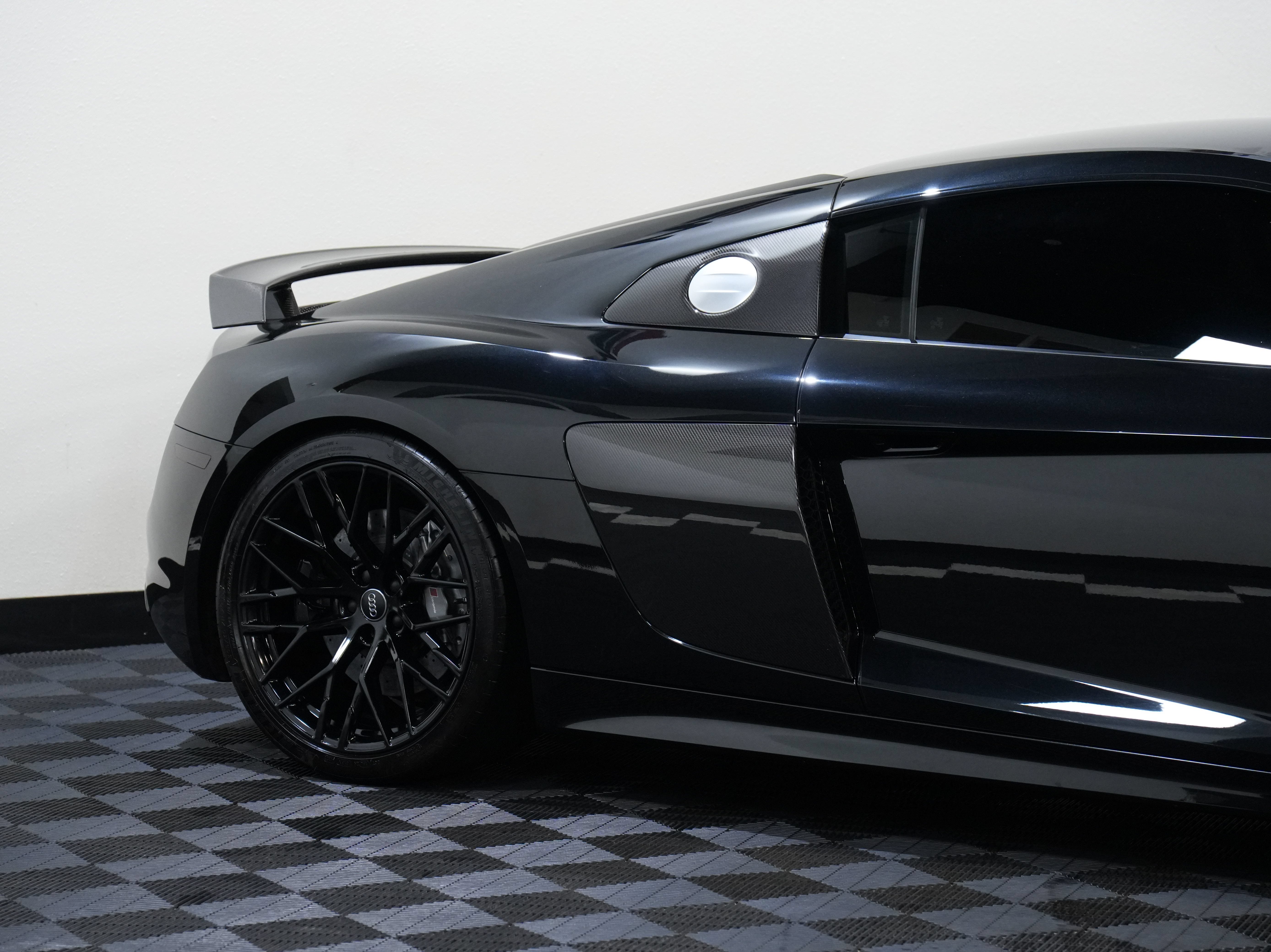 Used 2017 Audi R8 V10 plus AWD/4WD image 13