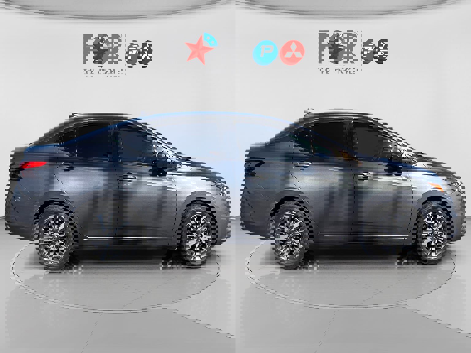 Used 2021 Nissan Versa SV image 6