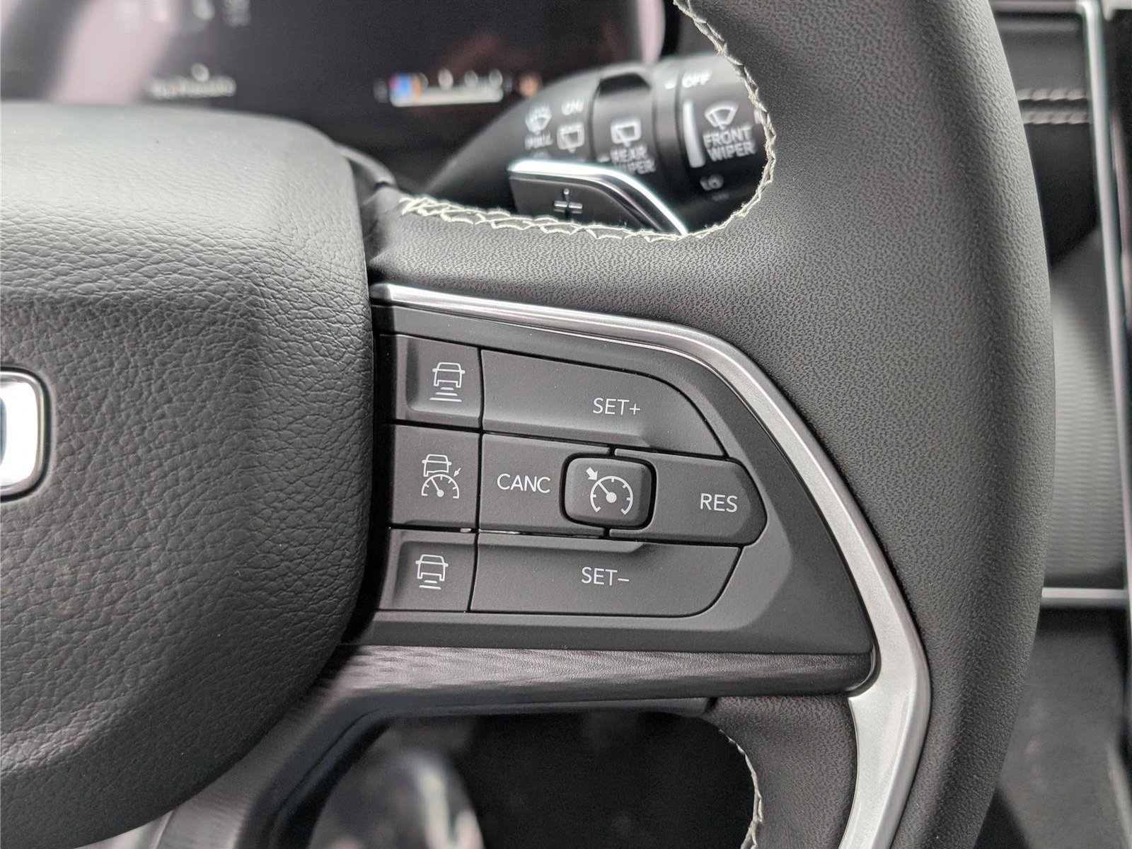 New 2026 Jeep Grand Cherokee Laredo AWD/4WD image 18