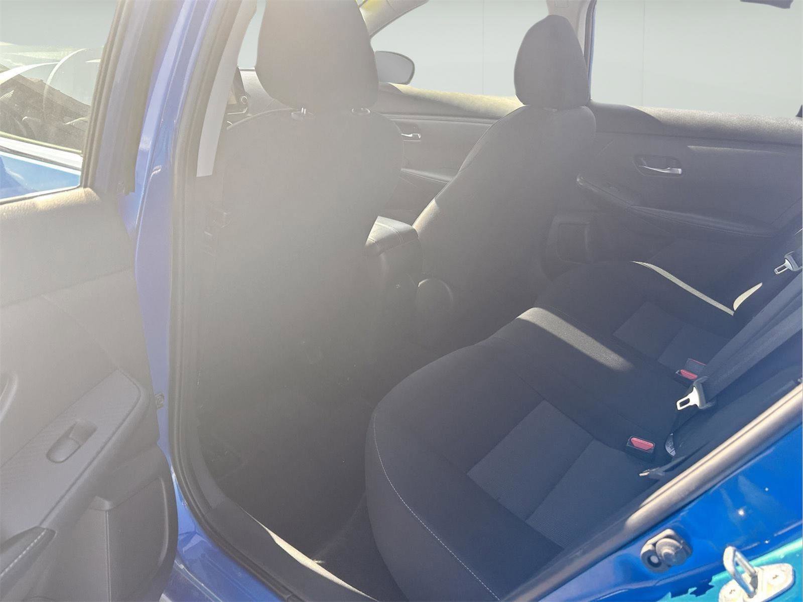 Used 2023 Nissan Sentra SV image 11