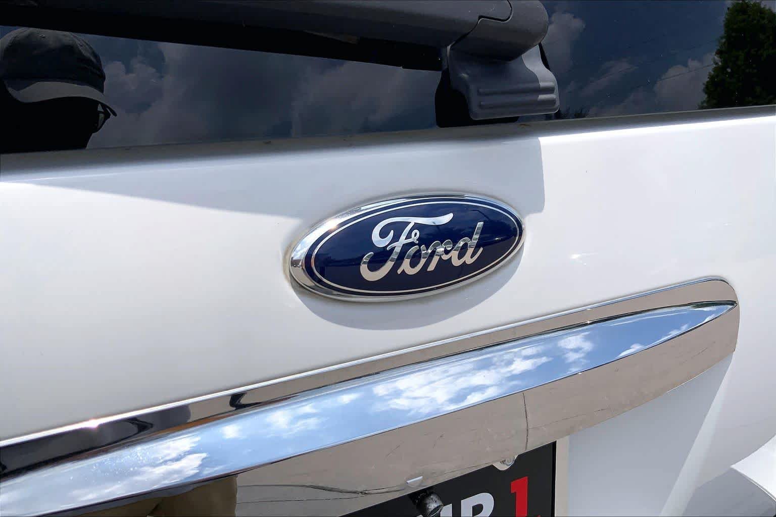 Used 2014 Ford Expedition XLT RWD image 10