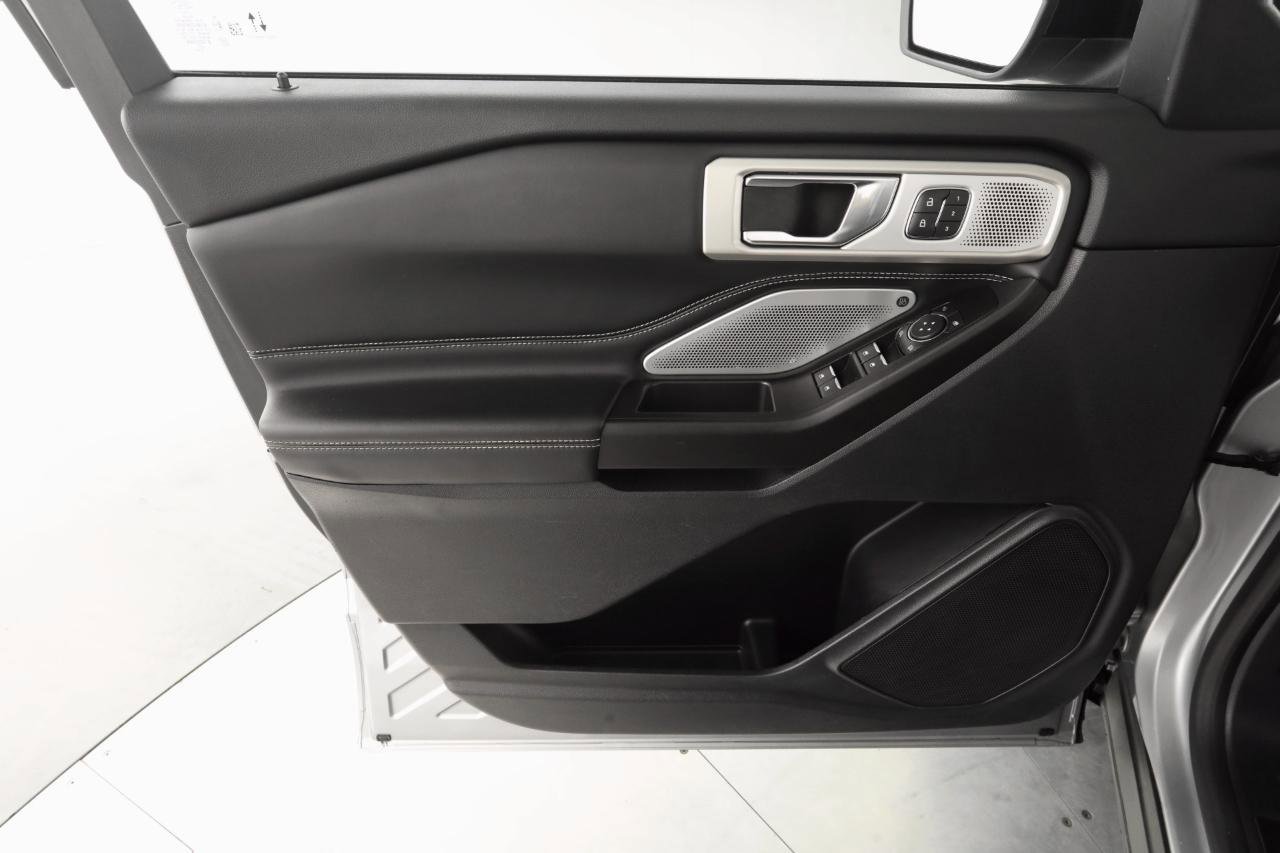 Used 2020 Ford Explorer ST w/ ST Street Pack image 11