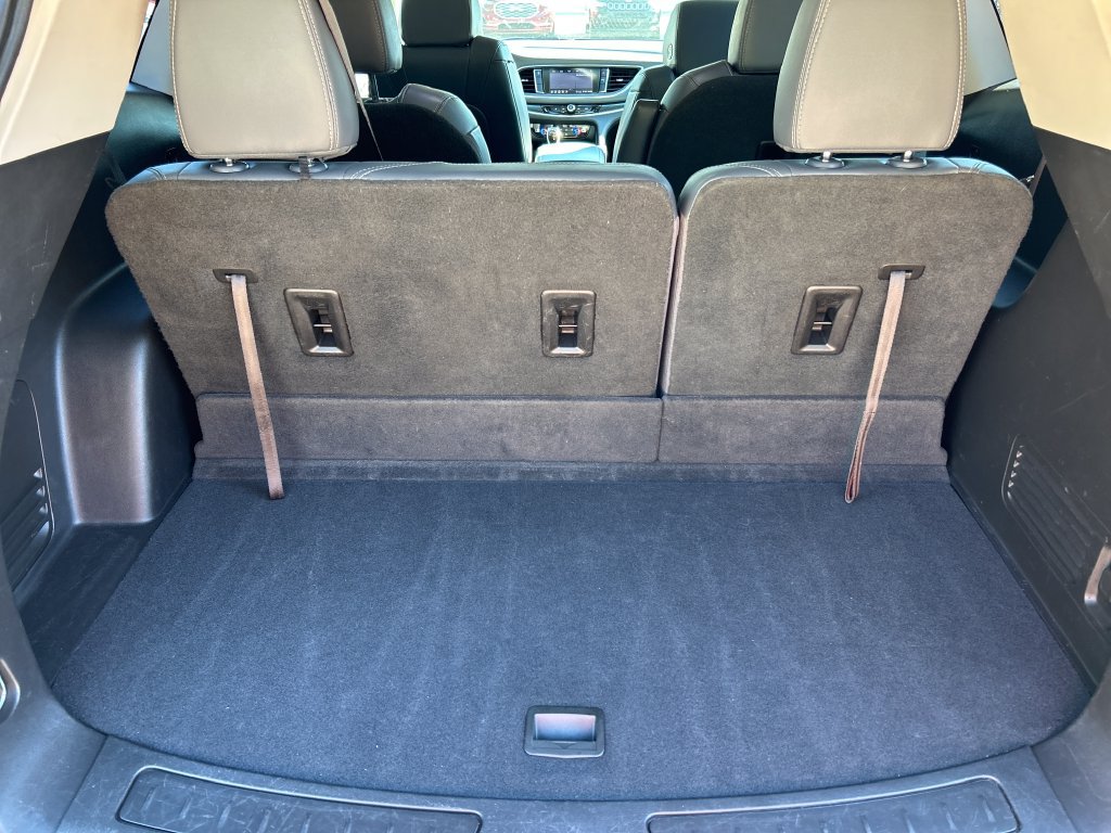 Used 2020 Buick Enclave Essence FWD image 14
