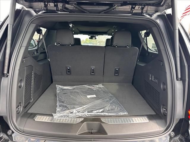 New 2026 GMC Yukon XL Denali w/ Sun & Power Step Package image 34