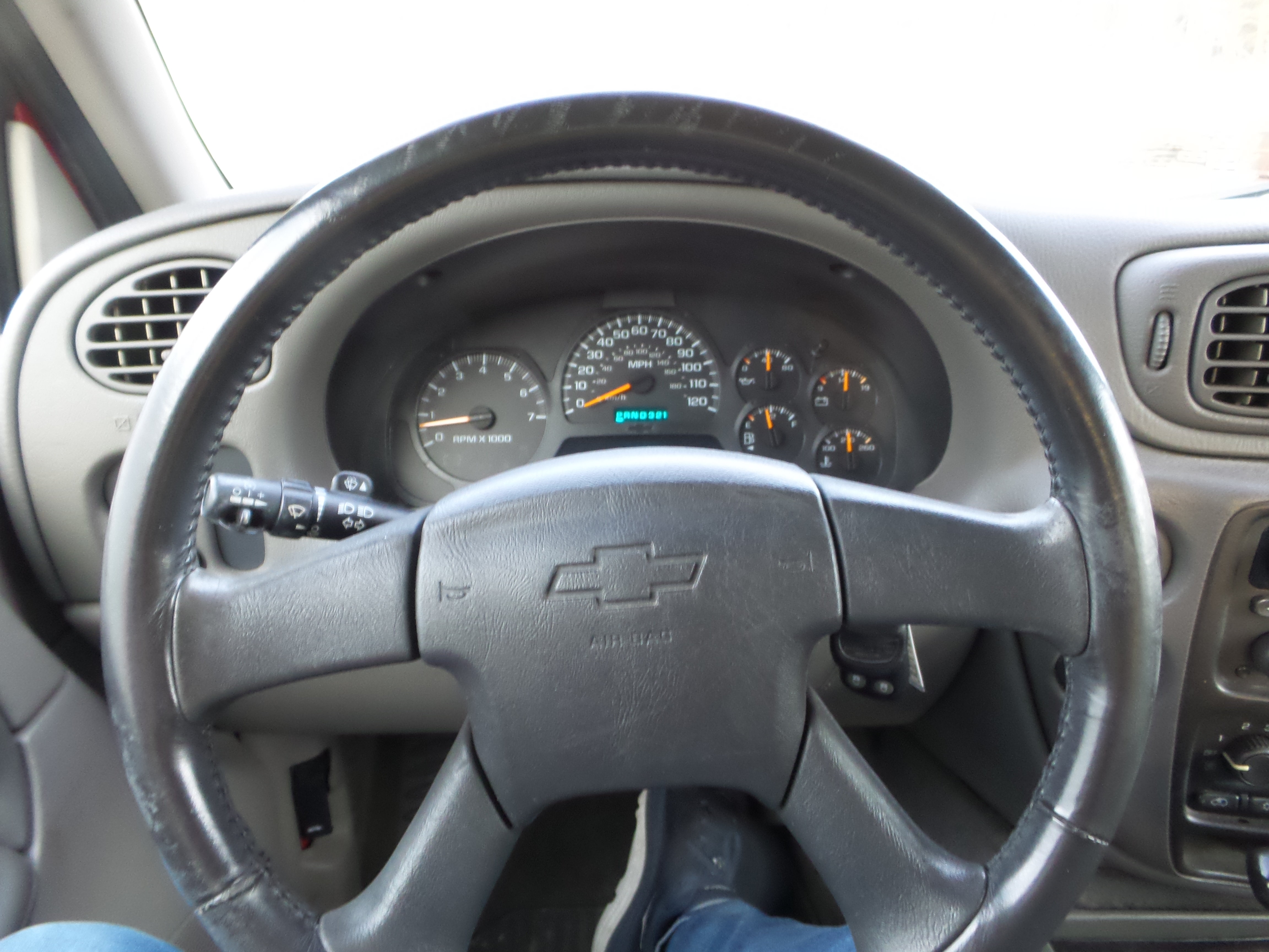 Used 2002 Chevrolet TrailBlazer LS w/ Preferred Equipment Group RWD image 35