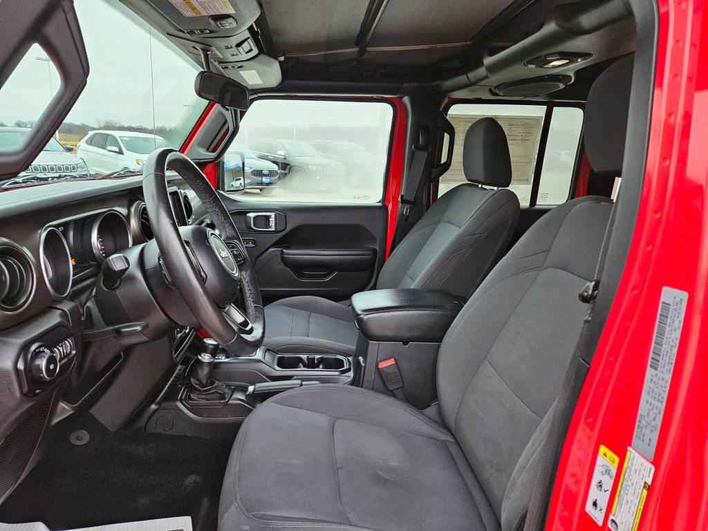 Used 2018 Jeep Wrangler Unlimited Sport S AWD/4WD image 23