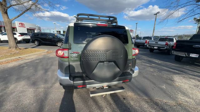 Used 2014 Toyota FJ Cruiser 4WD w/ Upgrade Package image 11