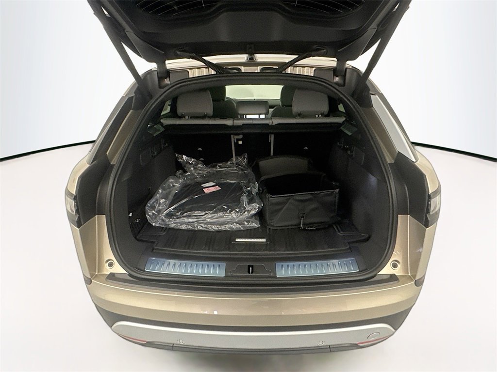 New 2026 Land Rover Range Rover Velar S image 25