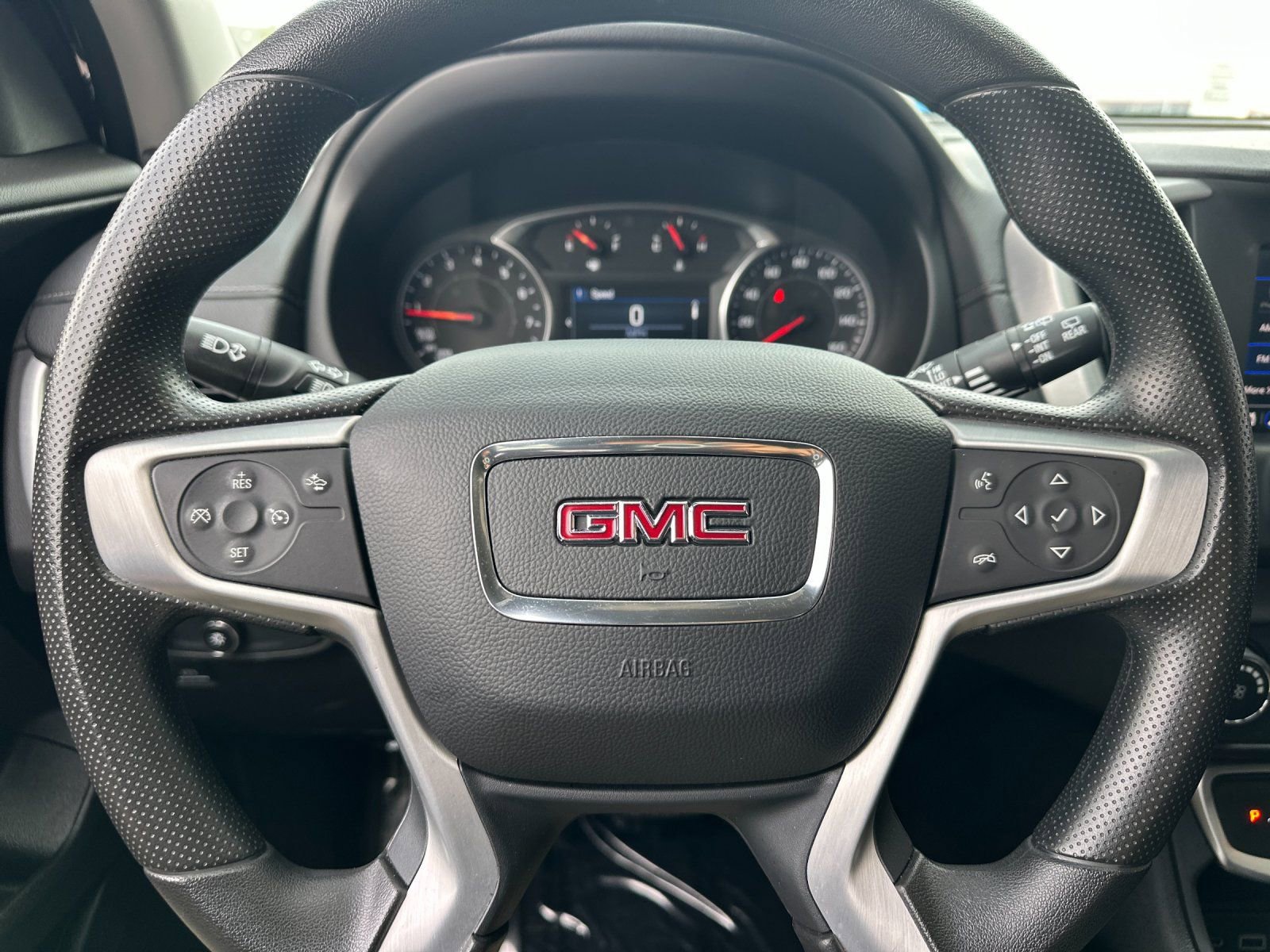 Used 2024 GMC Terrain SLE image 22