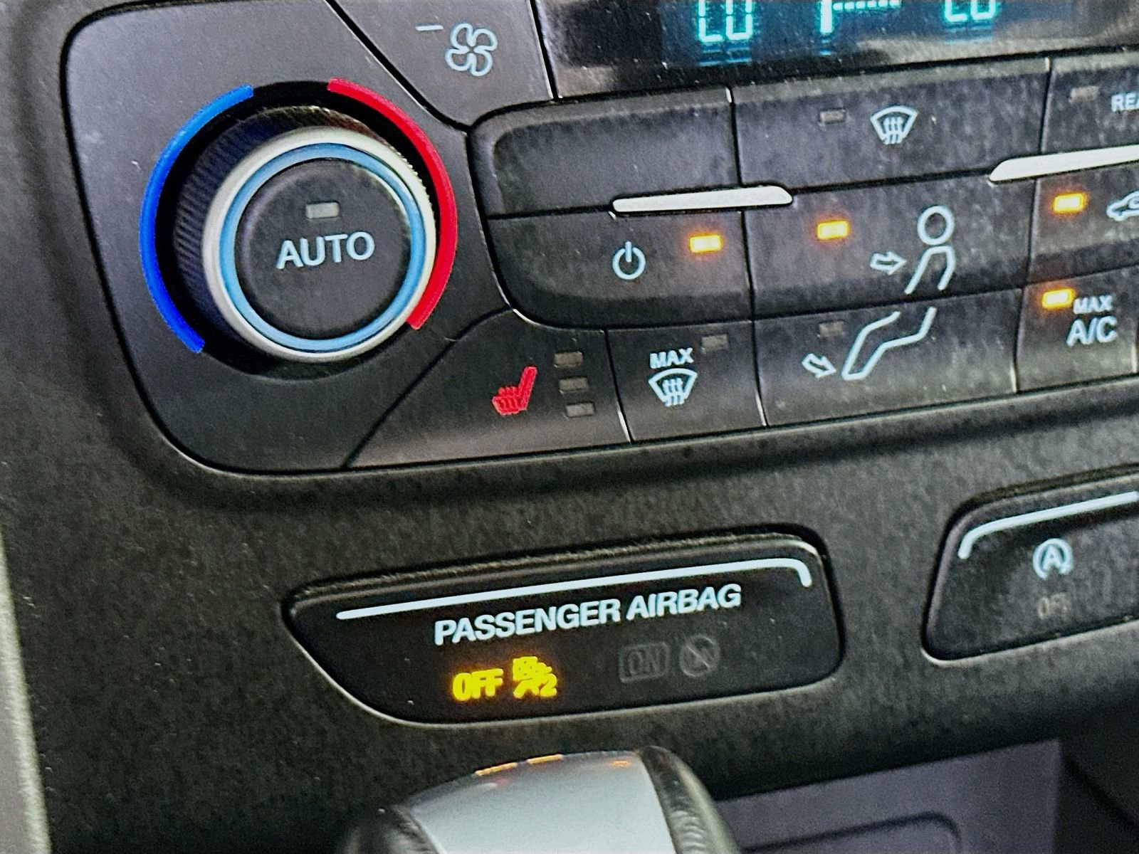 Used 2019 Ford Escape SEL FWD image 19
