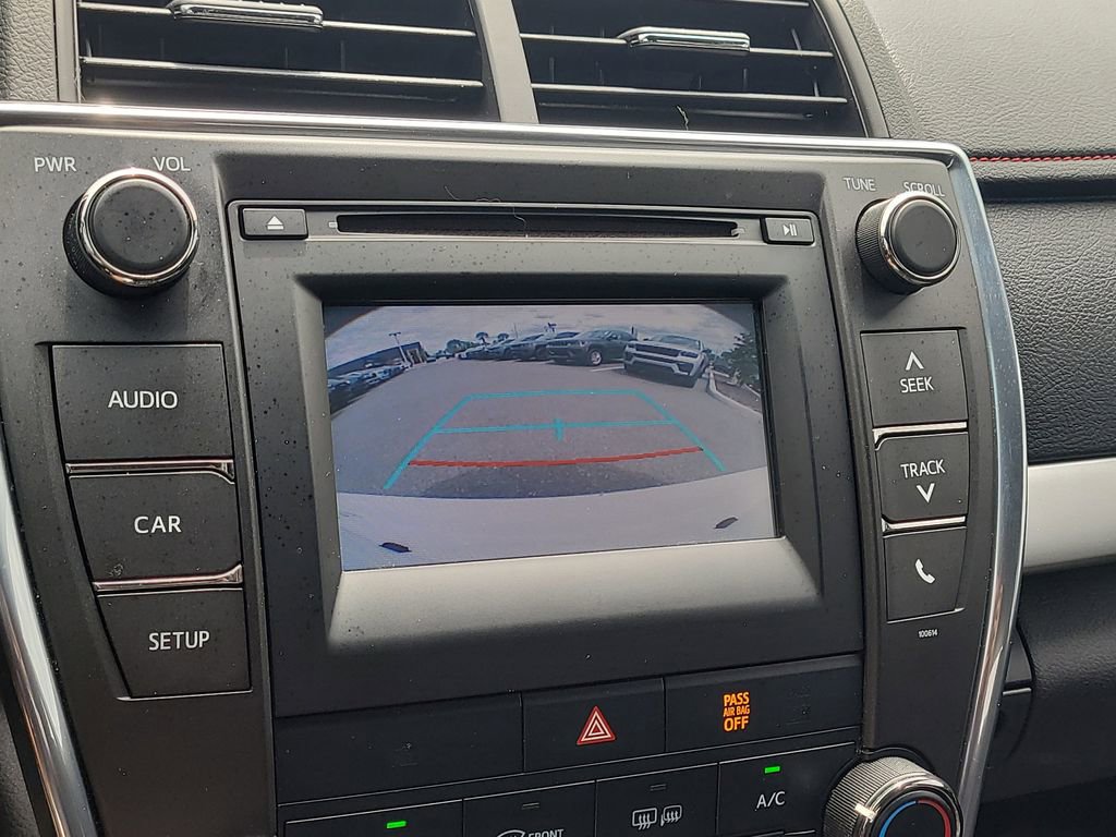 Used 2017 Toyota Camry SE FWD image 20
