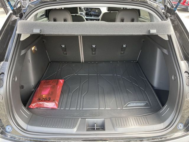 New 2026 Chevrolet Trax ACTIV w/ Sunroof Package FWD image 23