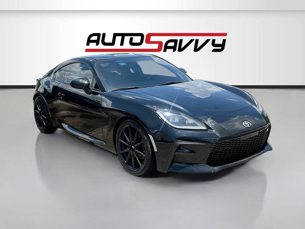 Used 2023 Toyota GR86 Premium w/ ALL Weather Mat Package (TMS) RWD image 1