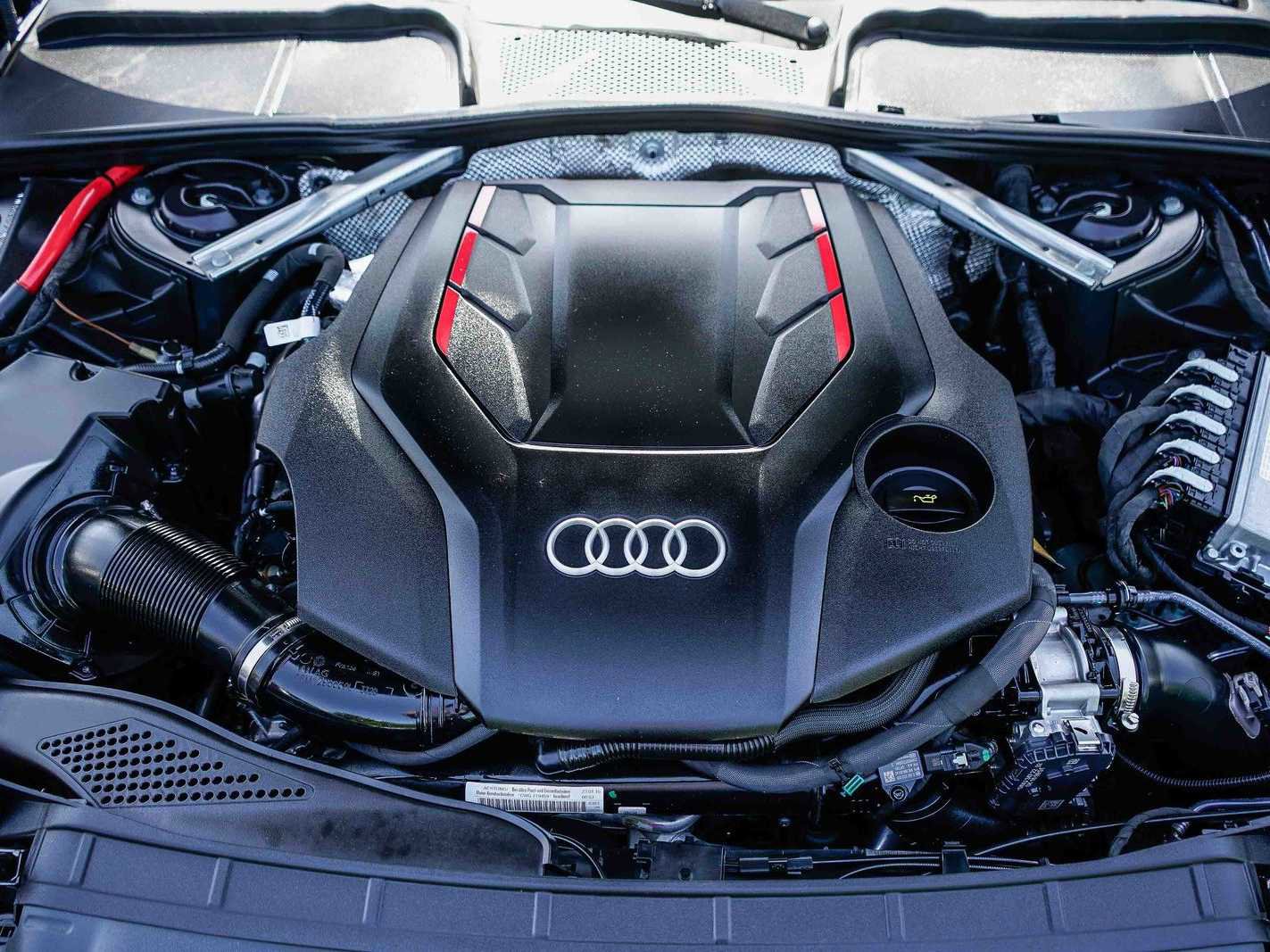 Used 2023 Audi S4 Premium Plus w/ Premium Plus Package AWD/4WD image 28
