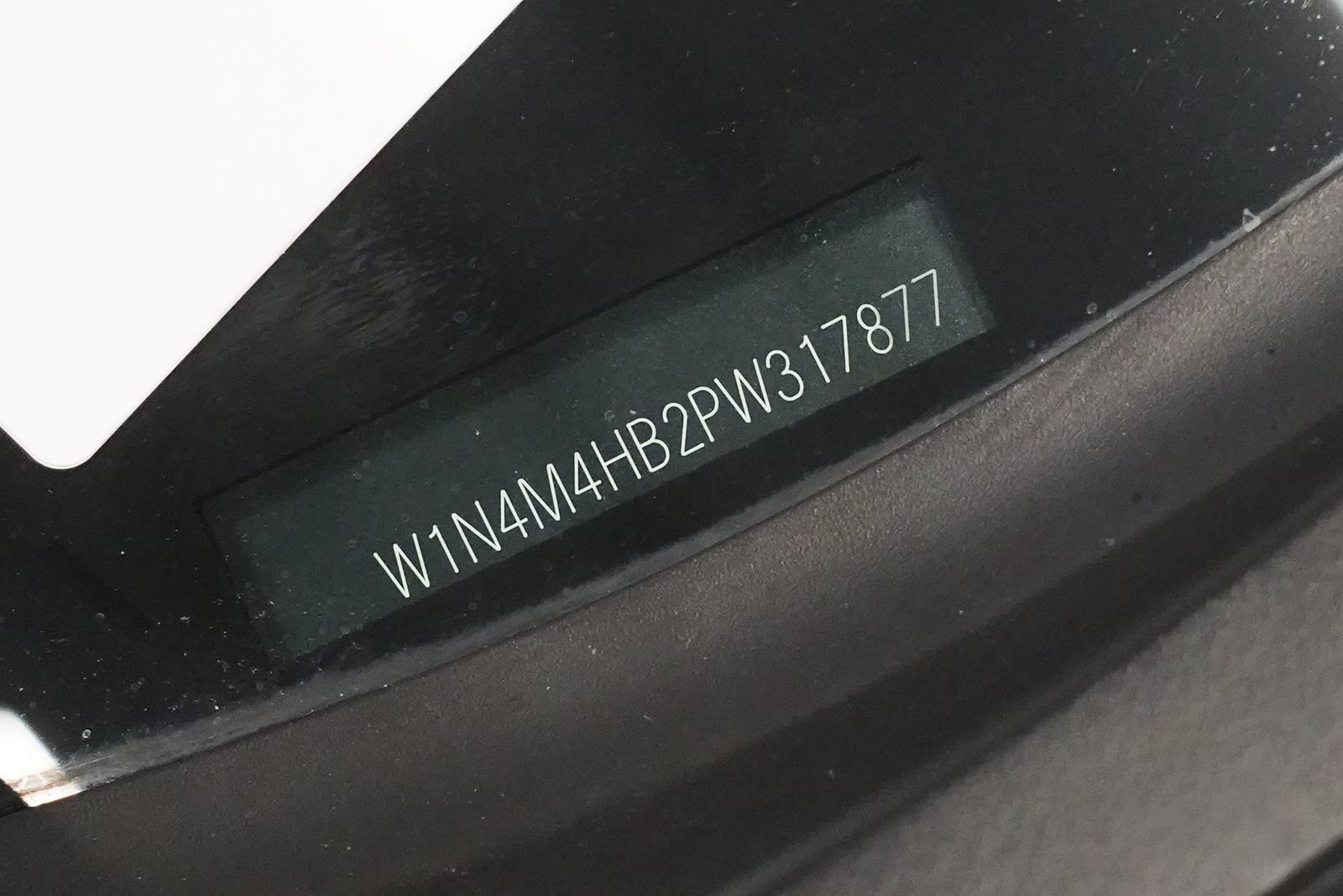 Used 2023 Mercedes-Benz GLB 250 4MATIC image 32