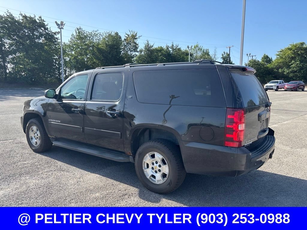 Used 2013 Chevrolet Suburban LT w/ Luxury Package AWD/4WD image 5