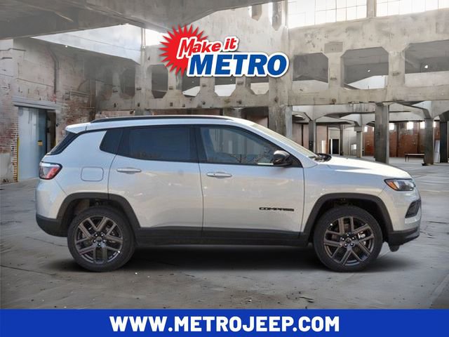 New 2026 Jeep Compass Latitude AWD/4WD image 1