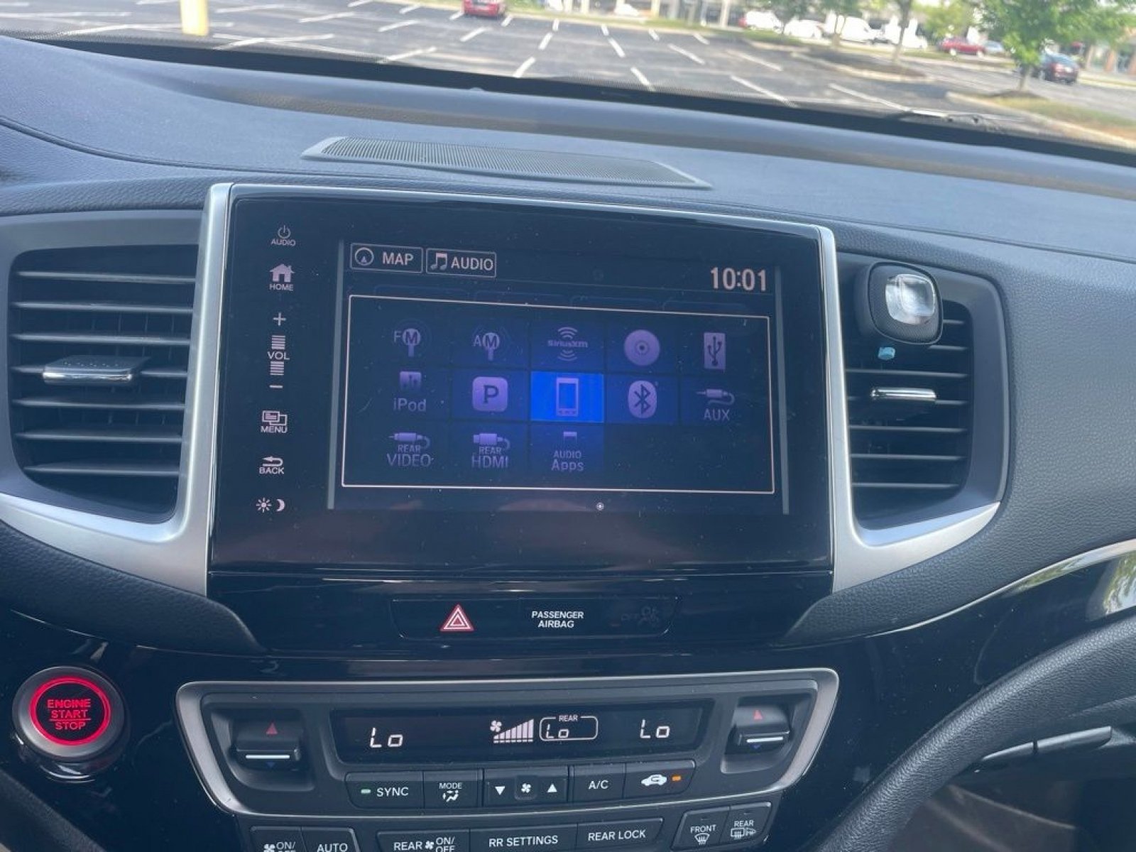 Used 2017 Honda Pilot Touring image 13