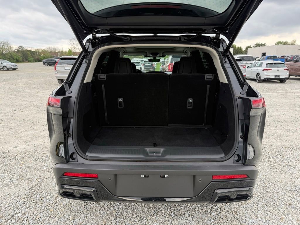 Used 2025 INFINITI QX60 Luxe image 13