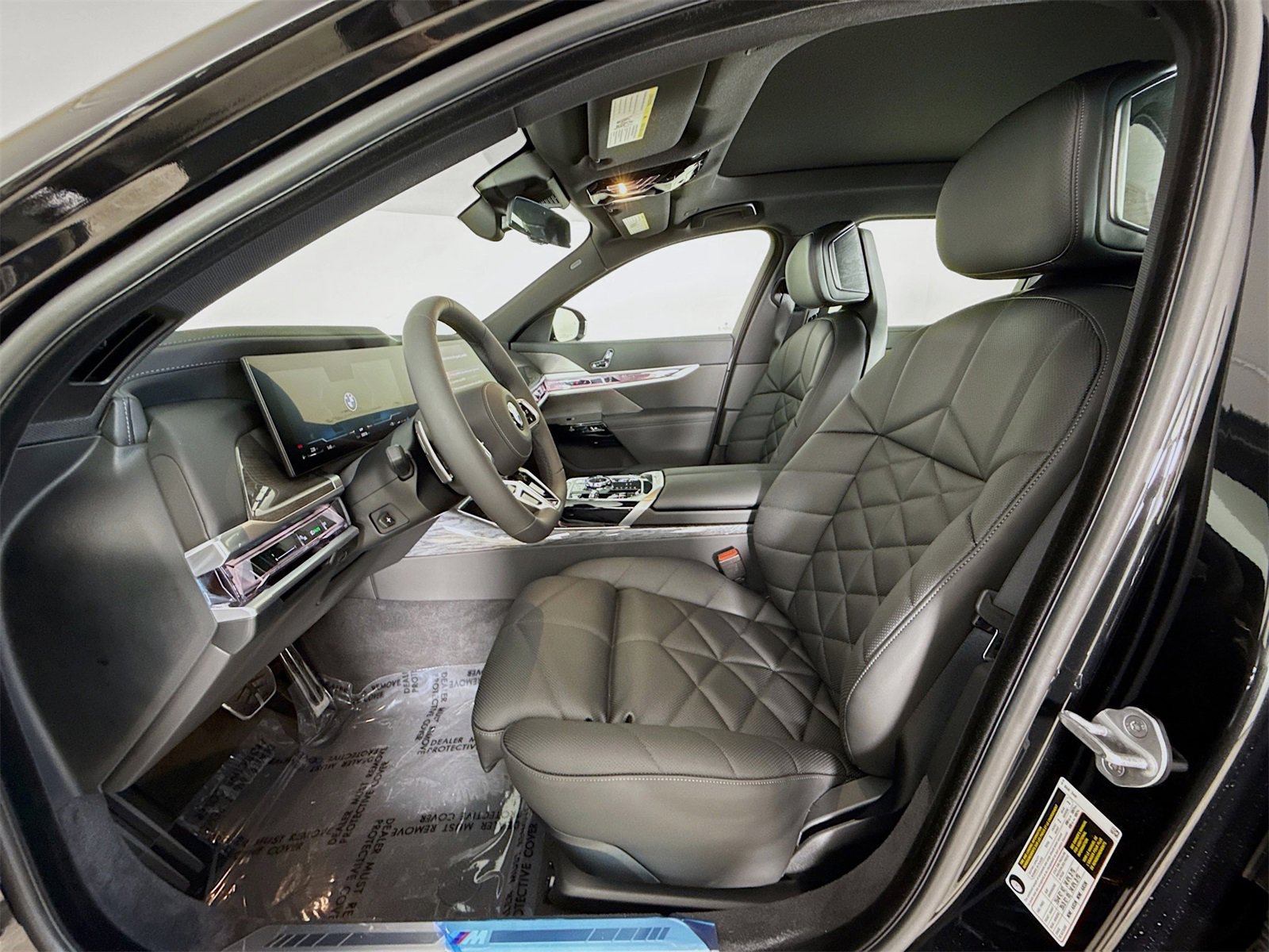 New 2026 BMW 740i w/ Premium Package image 22