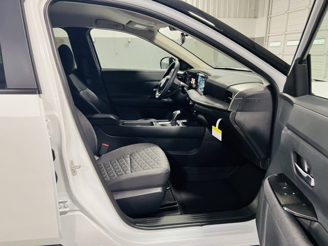 New 2026 Nissan Kicks SV image 32