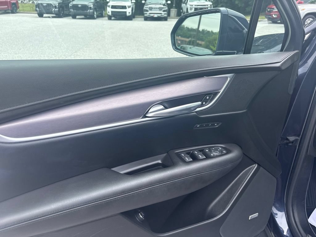Used 2018 Cadillac XT5 Luxury AWD/4WD image 11