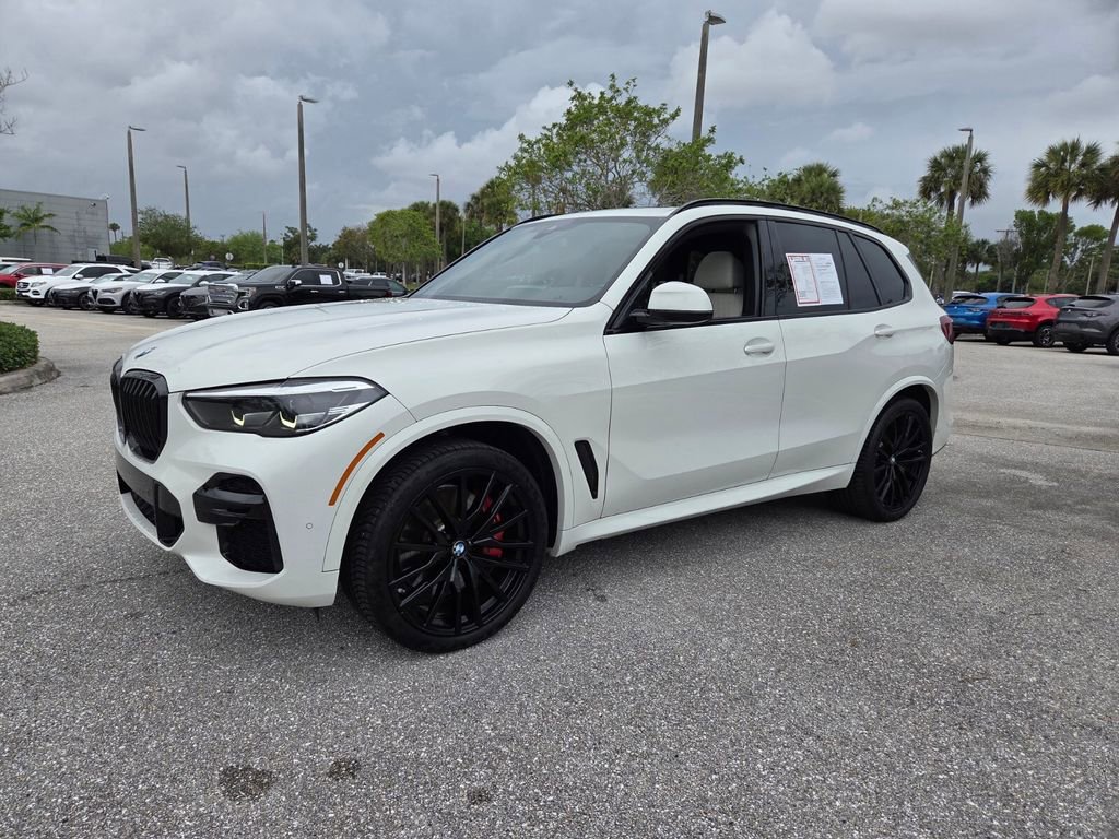 Used 2023 BMW X5 M50i w/ Dynamic Handling Package image 9