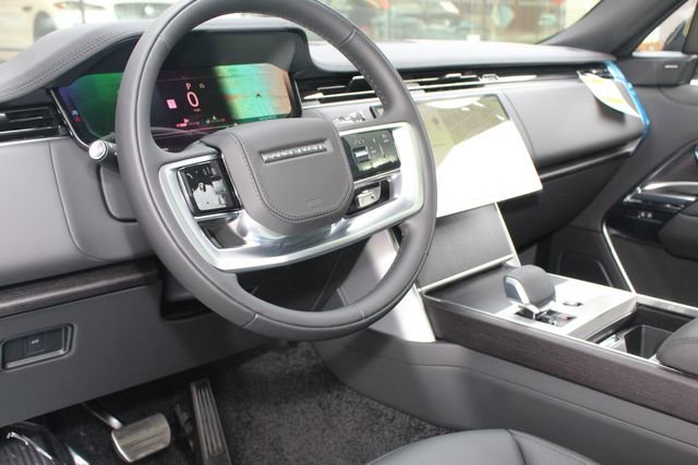 New 2026 Land Rover Range Rover Long Wheelbase SE image 14