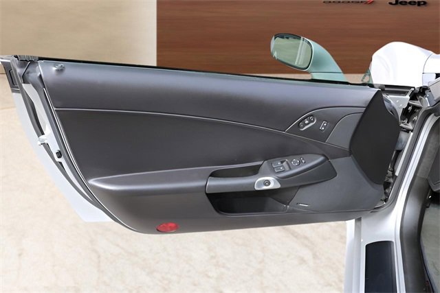 Used 2006 Chevrolet Corvette Base w/ Preferred Equipment Group image 11