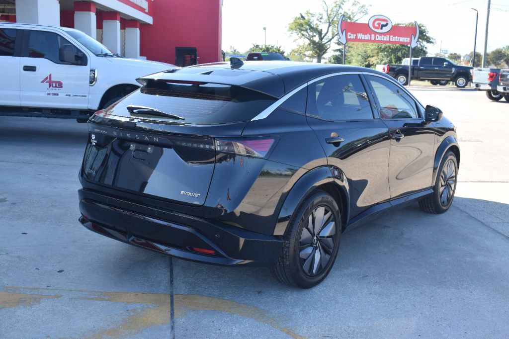 Used 2023 Nissan Ariya FWD image 4