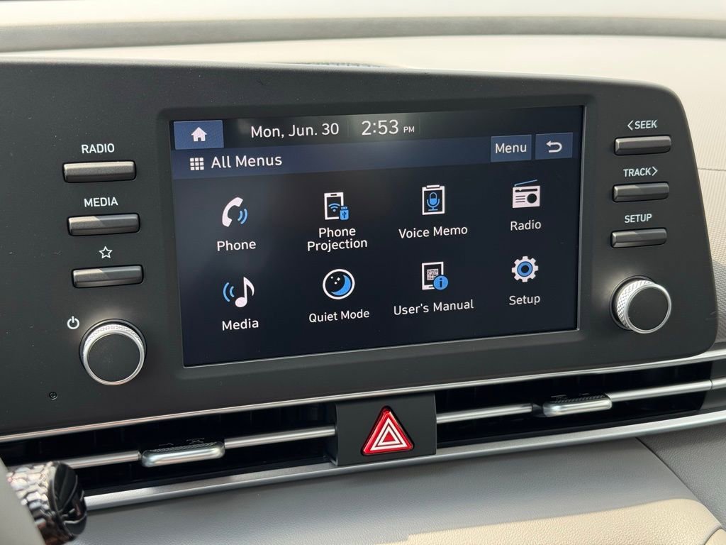 Used 2025 Hyundai Elantra Sport image 24