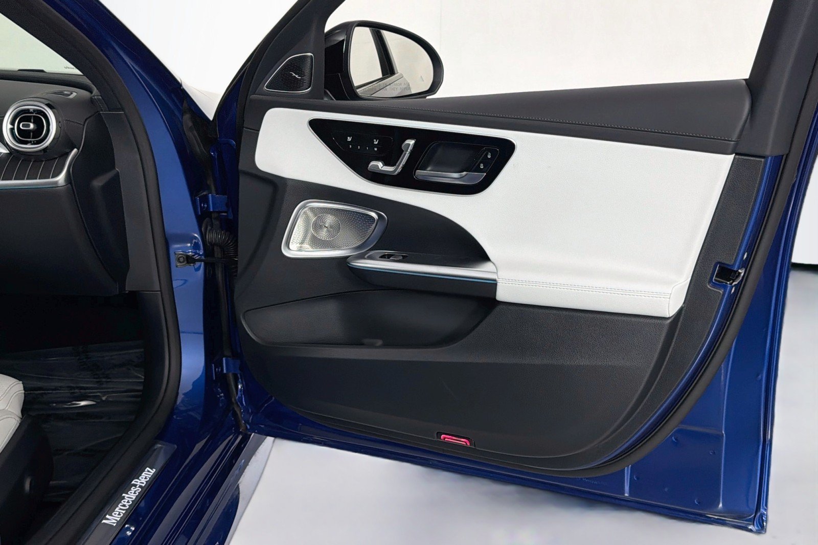 New 2026 Mercedes-Benz C 300 Sedan image 23