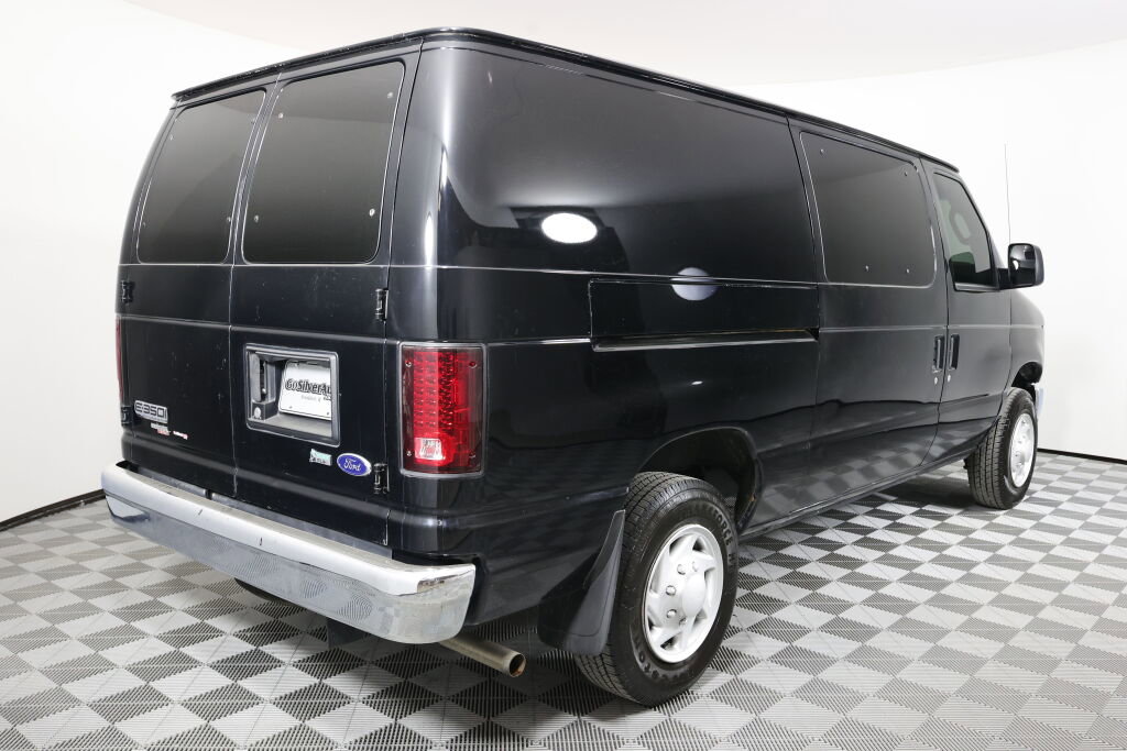 Used 2014 Ford E-150 and Econoline 150 w/ Power Group RWD image 2