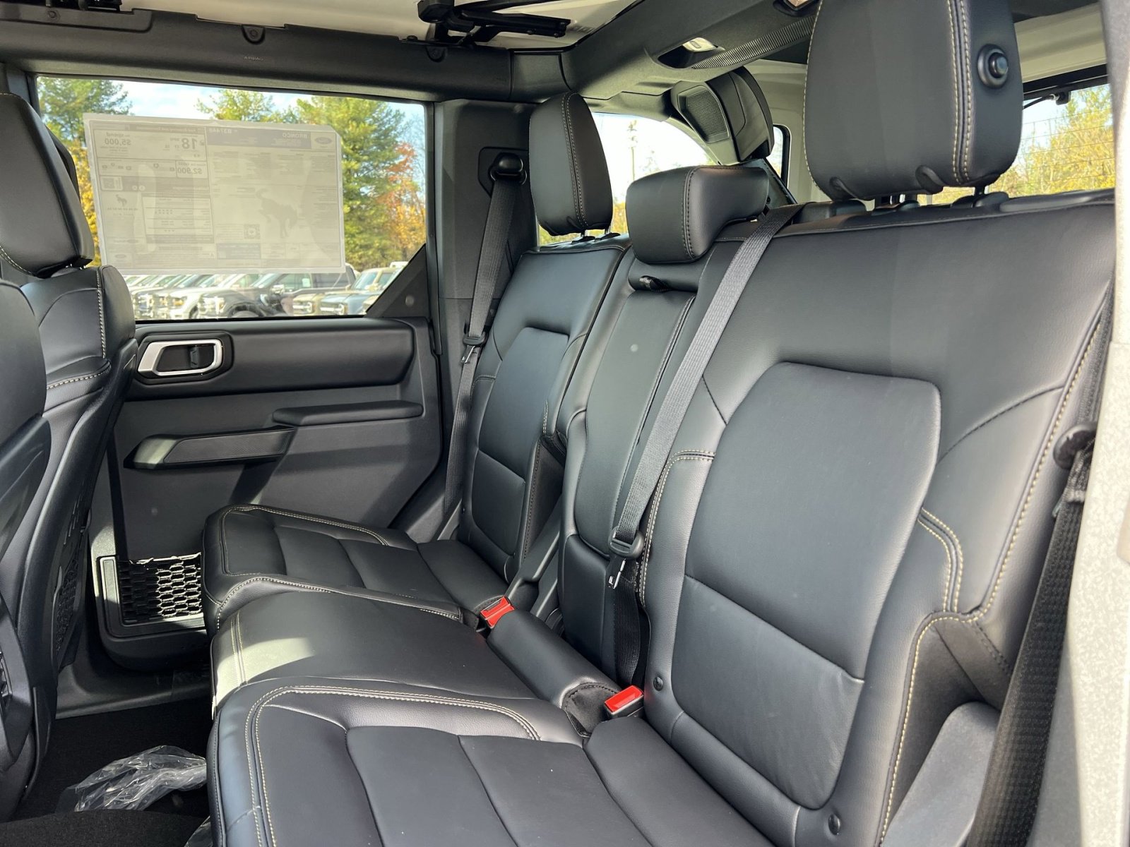 New 2025 Ford Bronco Badlands image 24