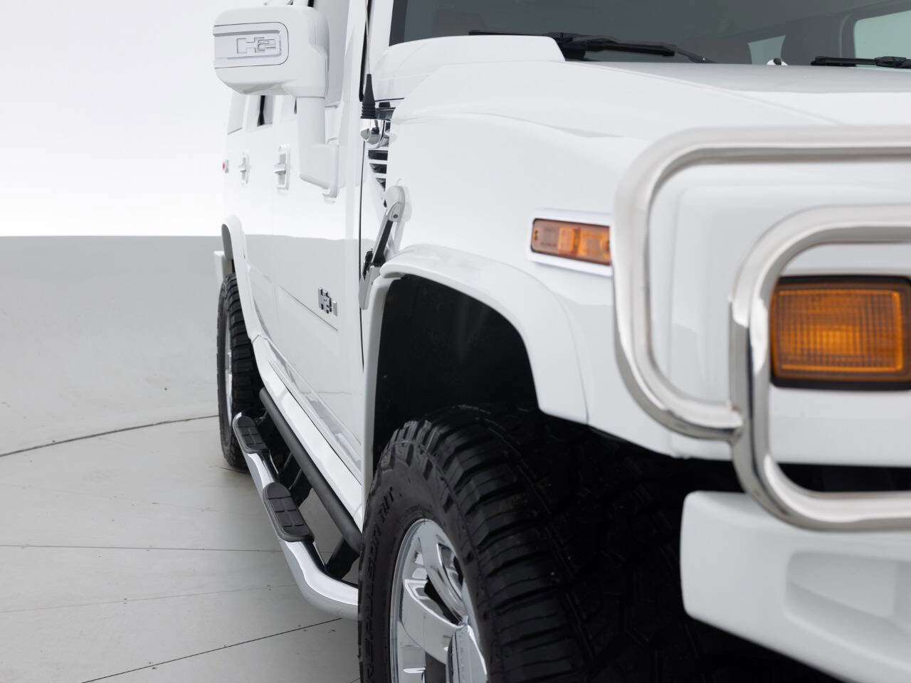 Used 2008 HUMMER H2 image 11