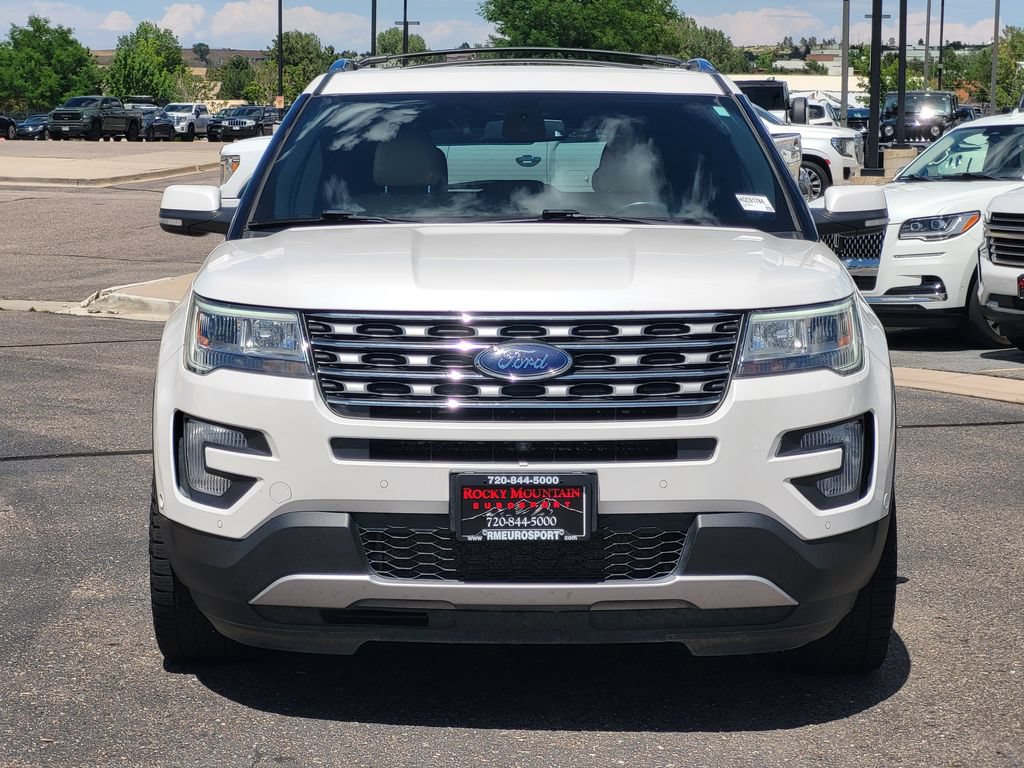 Used 2017 Ford Explorer Limited w/ Equipment Group 301A AWD/4WD image 6
