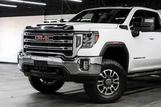 Used 2022 GMC Sierra 2500 SLE w/ SLE Convenience Package image 5