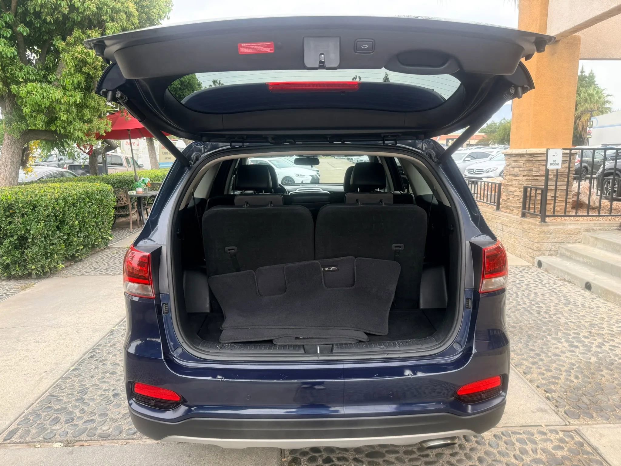 Used 2019 Kia Sorento EX w/ EX Touring Package FWD image 18