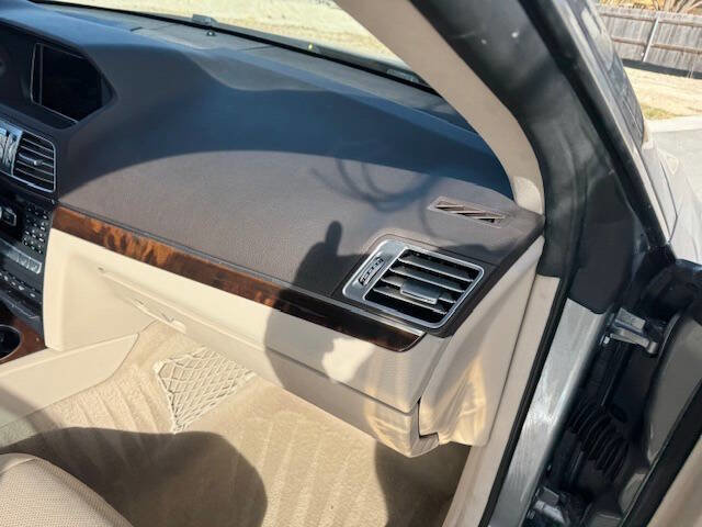 Used 2014 Mercedes-Benz E 550 Coupe image 18