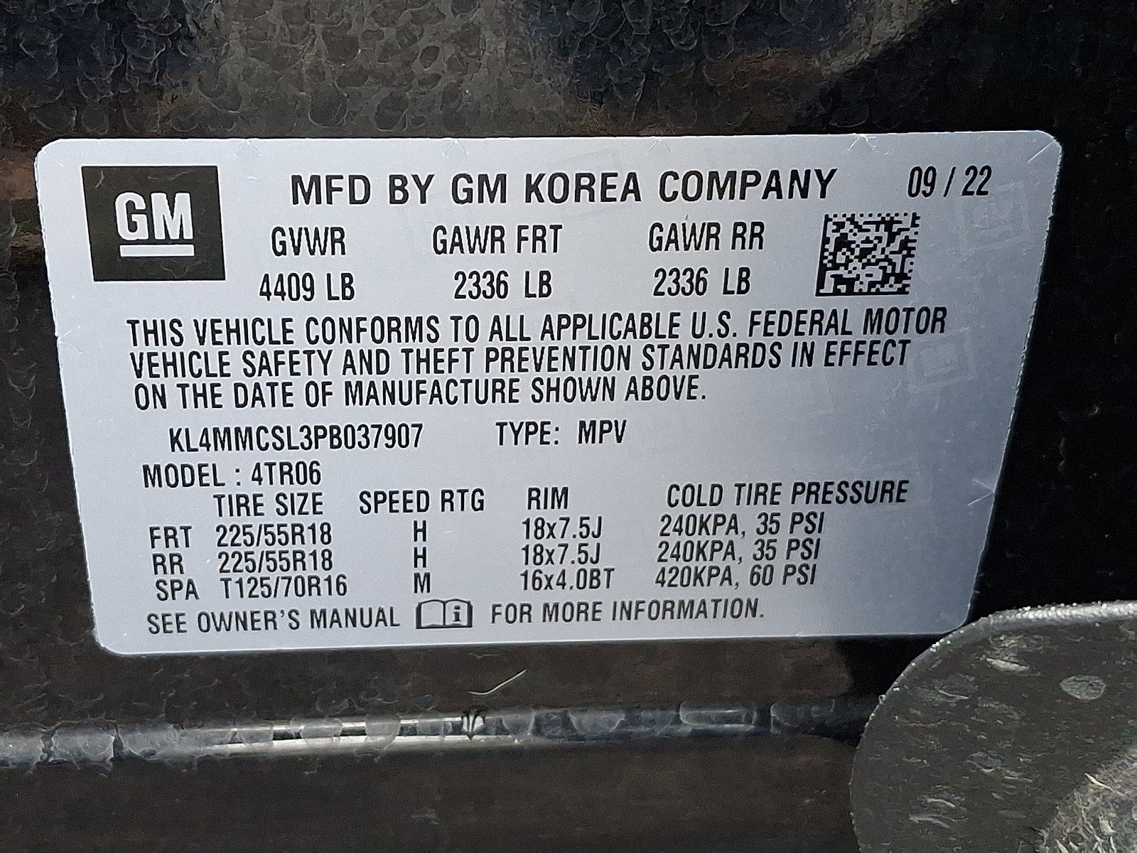 Used 2023 Buick Encore GX Preferred w/ Cold Weather Comfort Package image 27