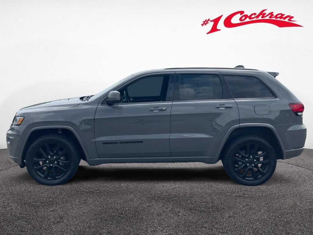 Used 2019 Jeep Grand Cherokee Altitude AWD/4WD image 26