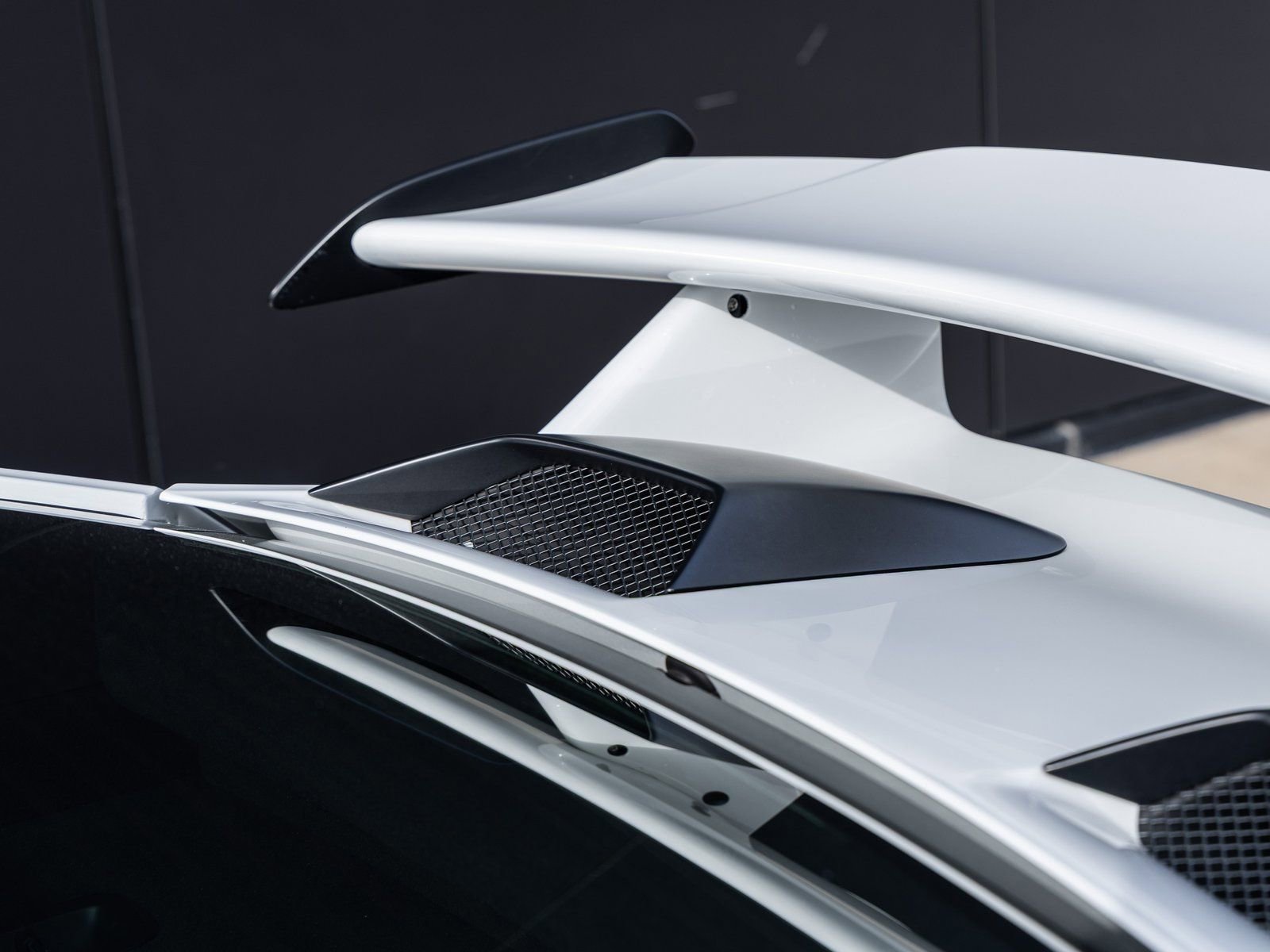 Certified 2018 Porsche 911 GT3 image 18