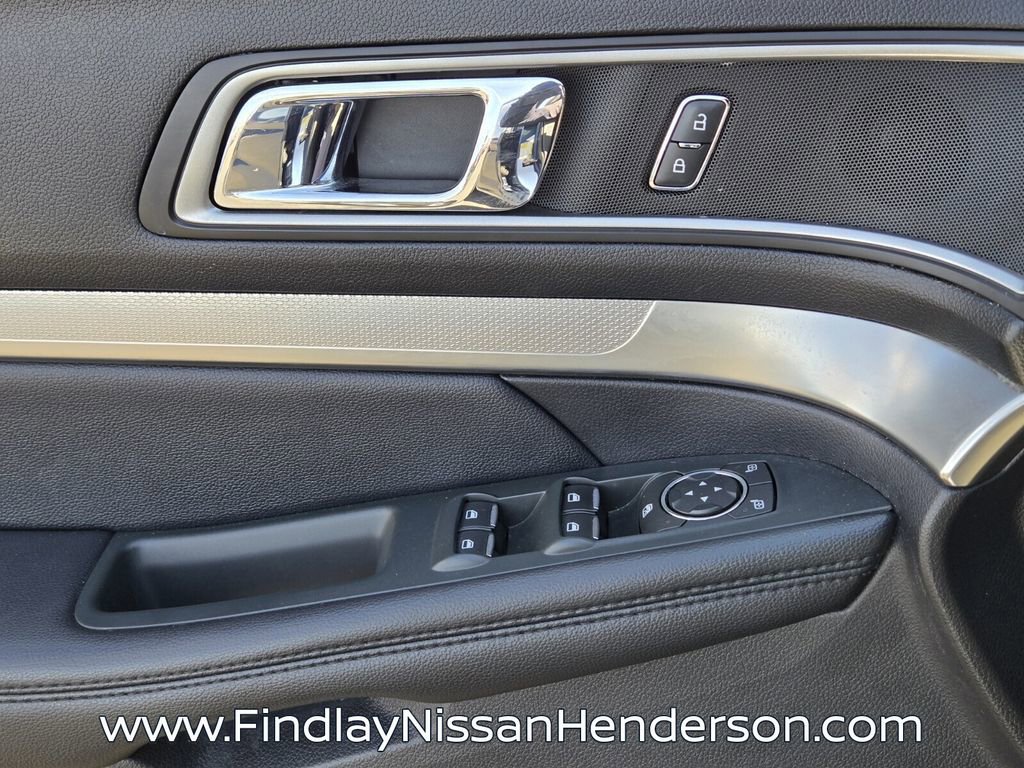 Used 2019 Ford Explorer XLT w/ Equipment Group 201A image 21