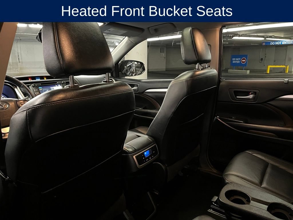 Used 2018 Toyota Highlander XLE AWD/4WD image 22