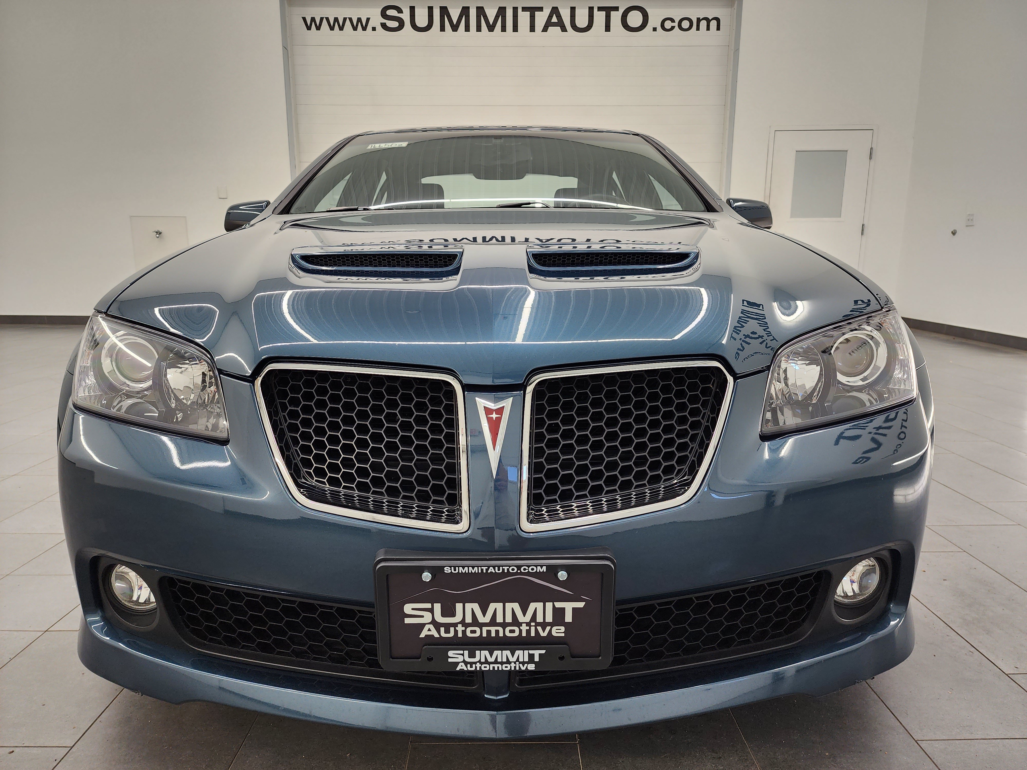 Used 2009 Pontiac G8 GT w/ Premium Package RWD image 23