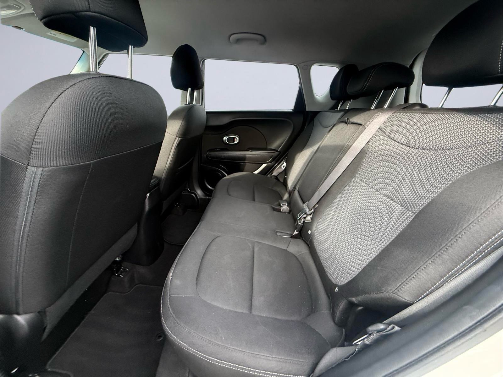 Used 2018 Kia Soul + FWD image 16