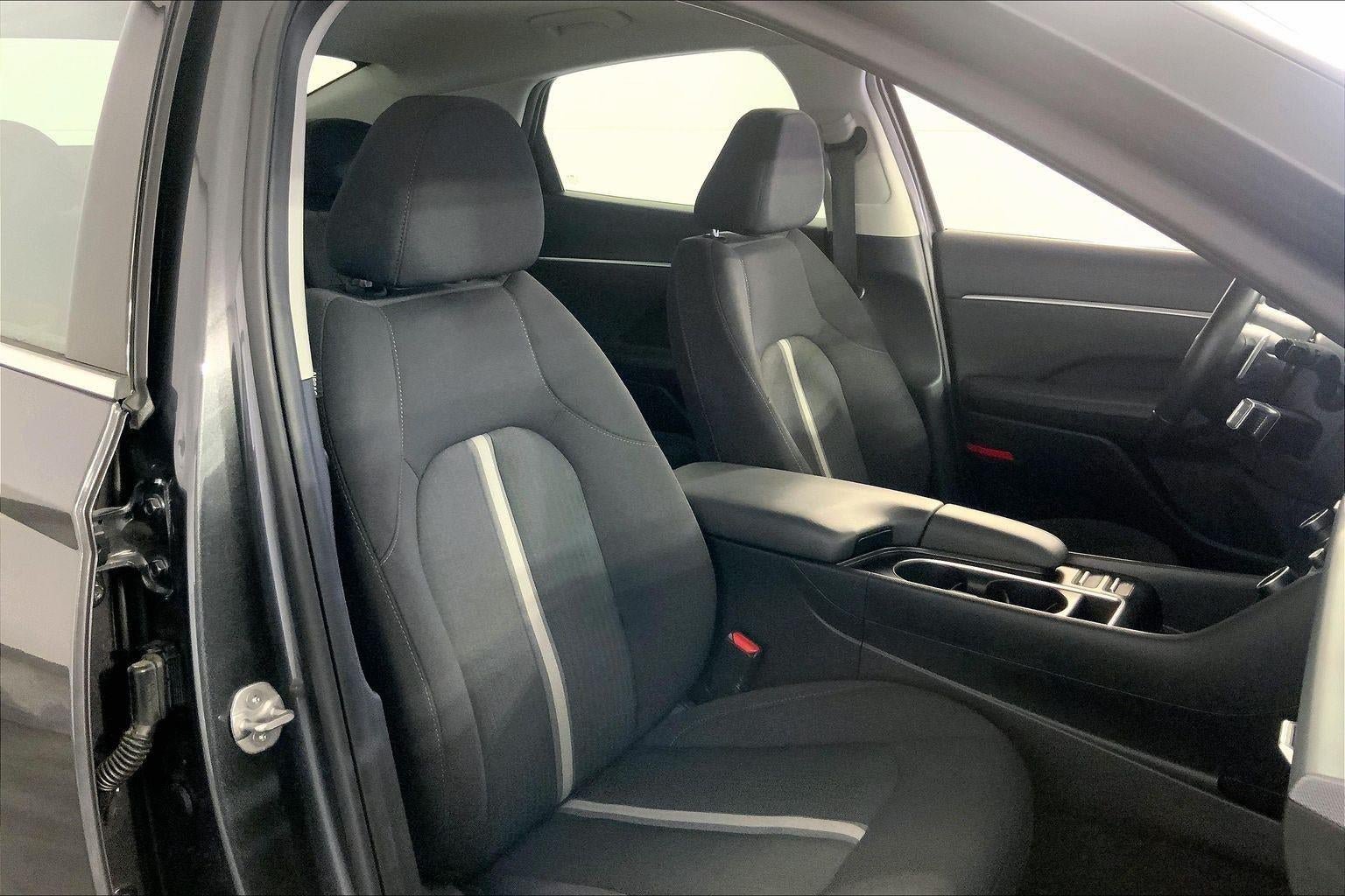 Used 2025 Hyundai Sonata SEL FWD image 7