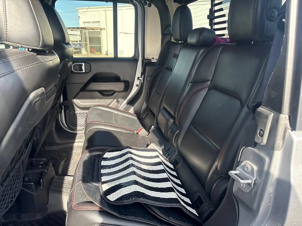 Used 2020 Jeep Gladiator Rubicon AWD/4WD image 11